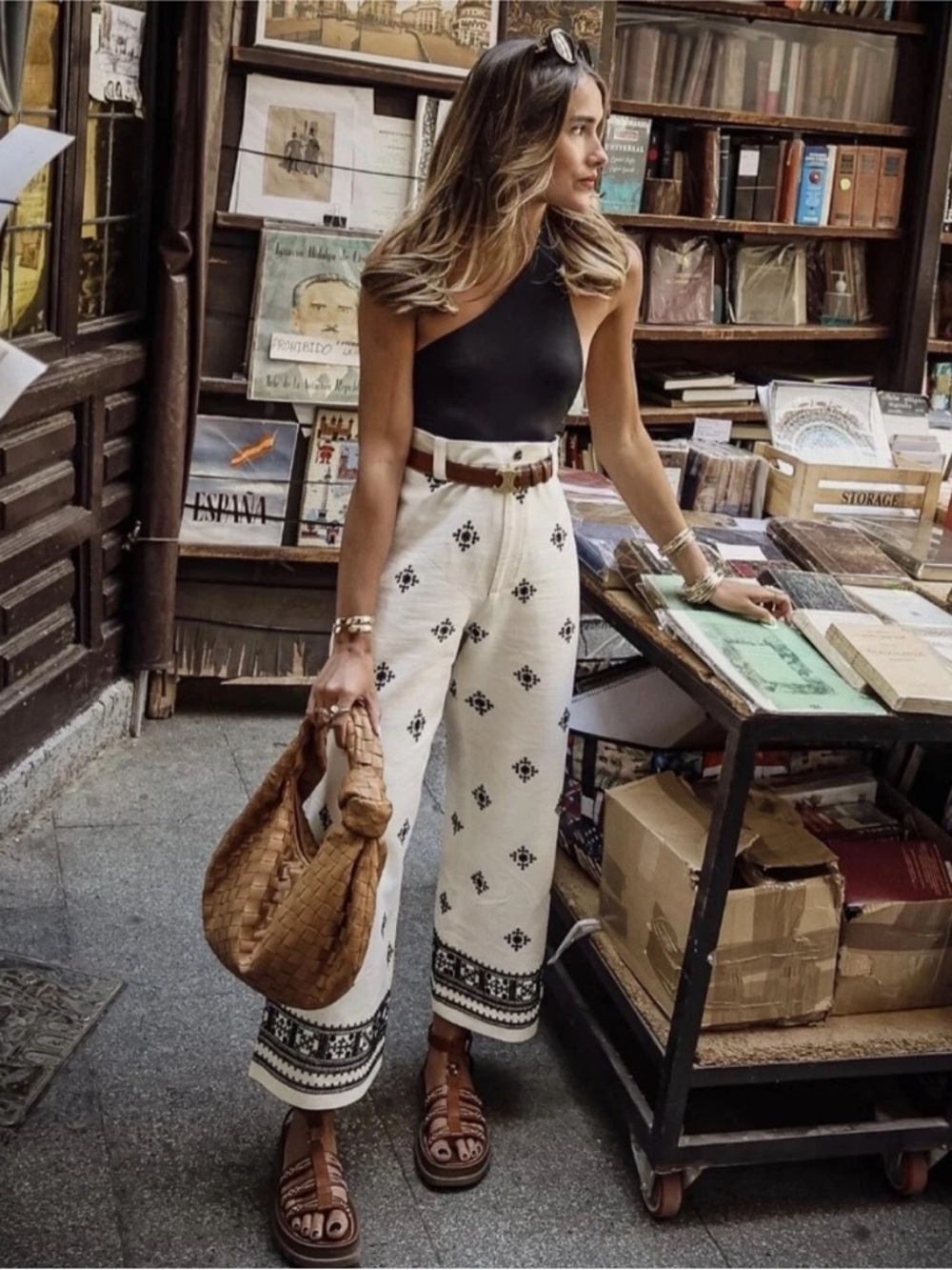 Zara Linen Blend Embroidered Pants 2731/046